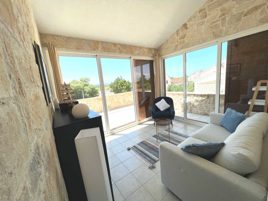 CROWONDER Dalmatian Villa with Heated Pool