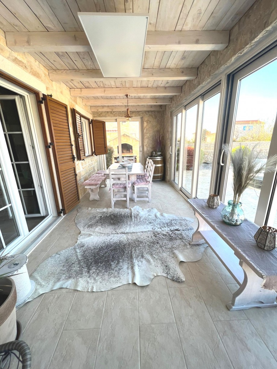 CROWONDER Dalmatian Villa with Heated Pool