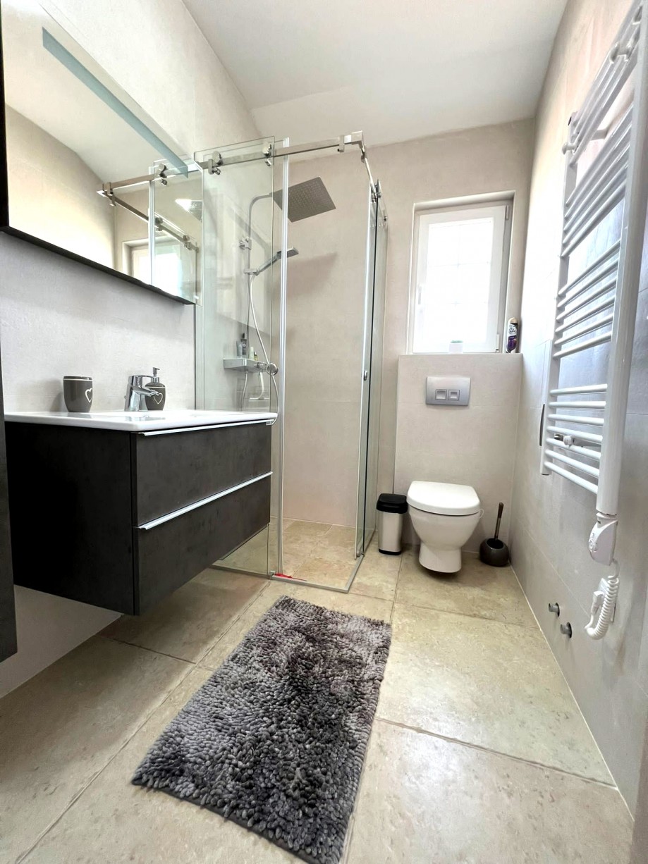CROWONDER Dalmatian Villa with Heated Pool