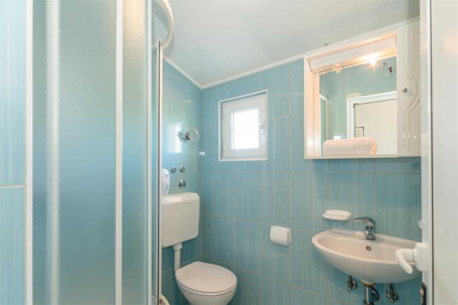 CROWONDER Sun & Fun Apartaments with Swimming Pool - Apartment Green Olives for 10 people