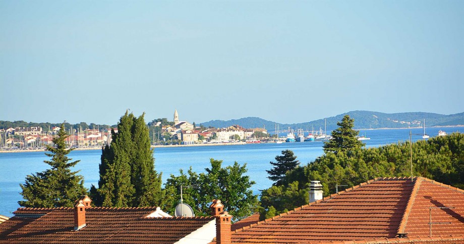 CROWONDER Luxury Toretta Apartment A3 with Jacuzzi