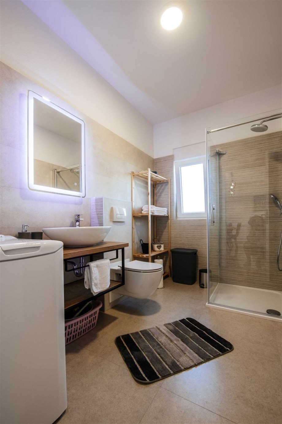 Crowonder Sun Dance Apartments- Apartment A2 with Heated Swimming Pool, Seaview and Green Garden