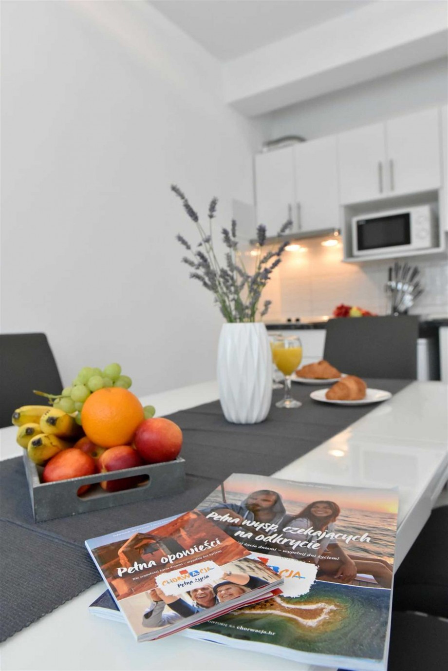 CROWONDER Luxury Vir Apartments- Apartment A3 with Sea View