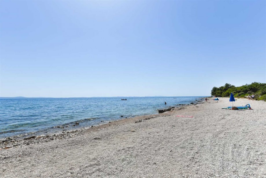 CROWONDER Luxury Vir Apartments- Apartment A3 with Sea View