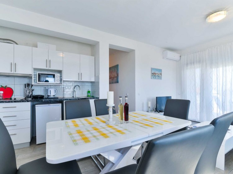 CROWONDER Luxury Vir Apartments - Apartmán A5 s výhledem na moře