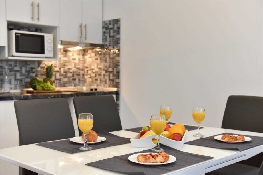 CROWONDER Luxury Vir Apartments- Apartment A4 with Sea View