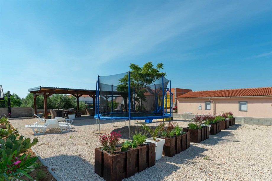 CROWONDER Luxury Vir Apartments- Apartment A6 with Sea View