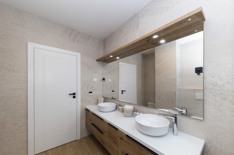 Crowonder Mila Prestige Villa with a Heated Swimming Pool, Sauna and Jacuzzi on the Rooftop