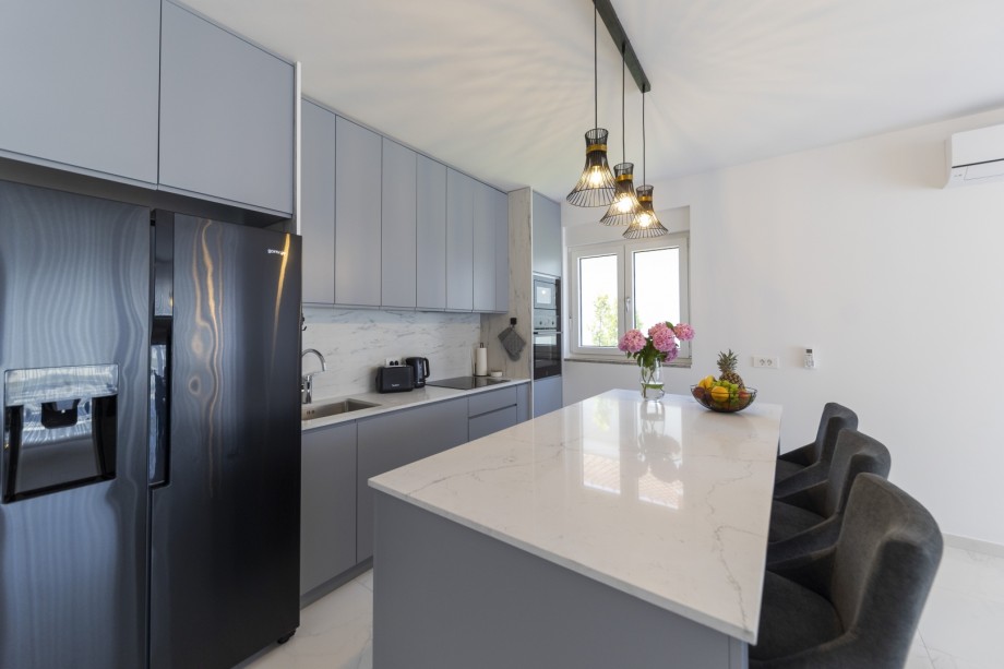 Crowonder Mila Prestige Villa with a Heated Swimming Pool, Sauna and Jacuzzi on the Rooftop