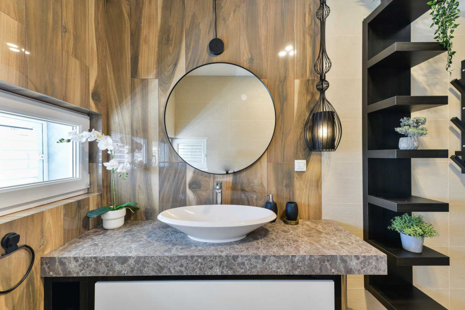 CROWONDER Villa Nika with Heated Swimming Pool, Jacuzzi and Sauna