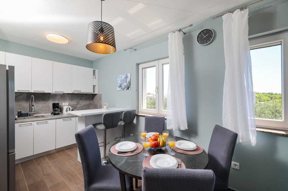 CROWONDER Sunset Apartments - Apartment A1 with Jacuzzi and Sea View