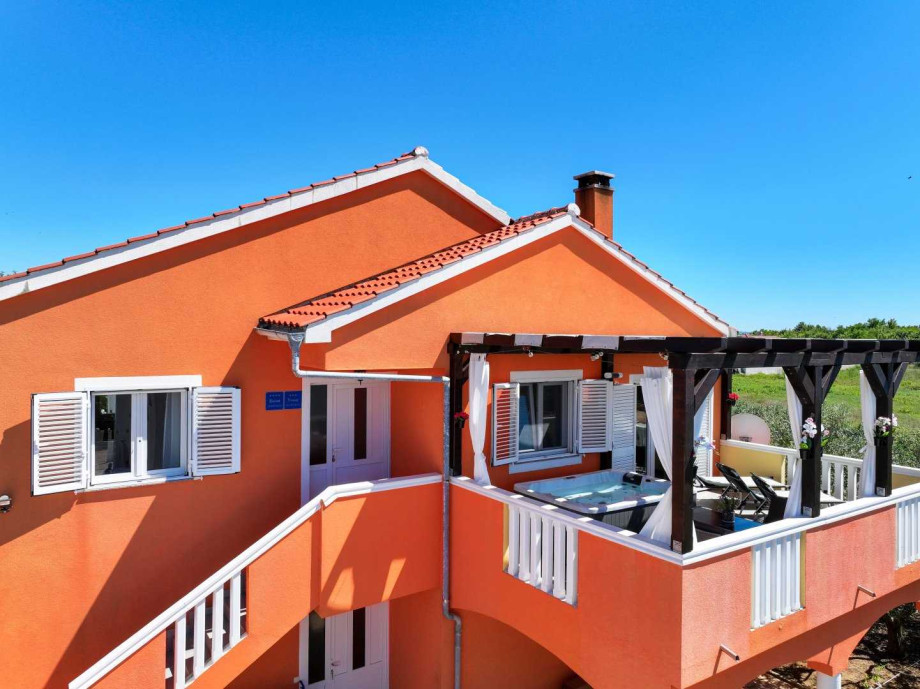 CROWONDER Sunset Apartments - Apartment A1 with Jacuzzi and Sea View