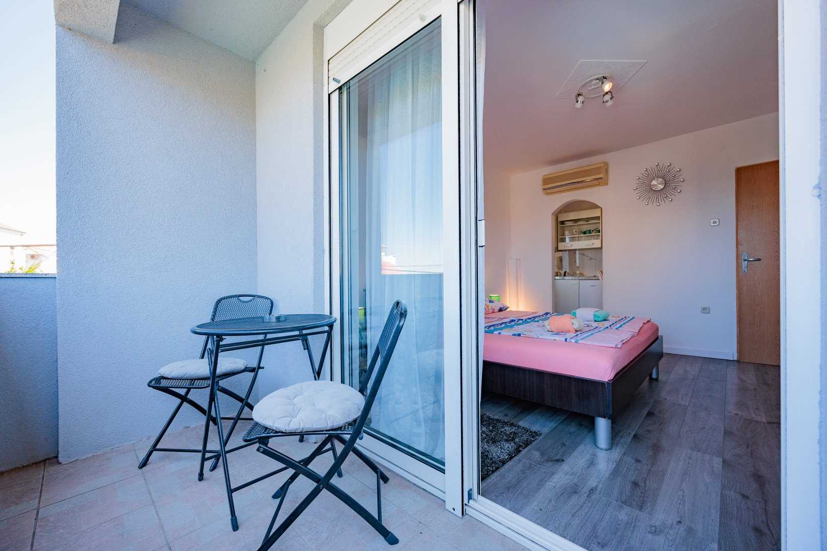 Apartmán Crowonder Lucky A4 s bazénem