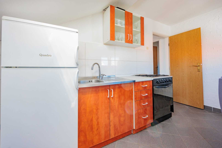 Crowonder Lucky Holiday House  with Swimming Pool