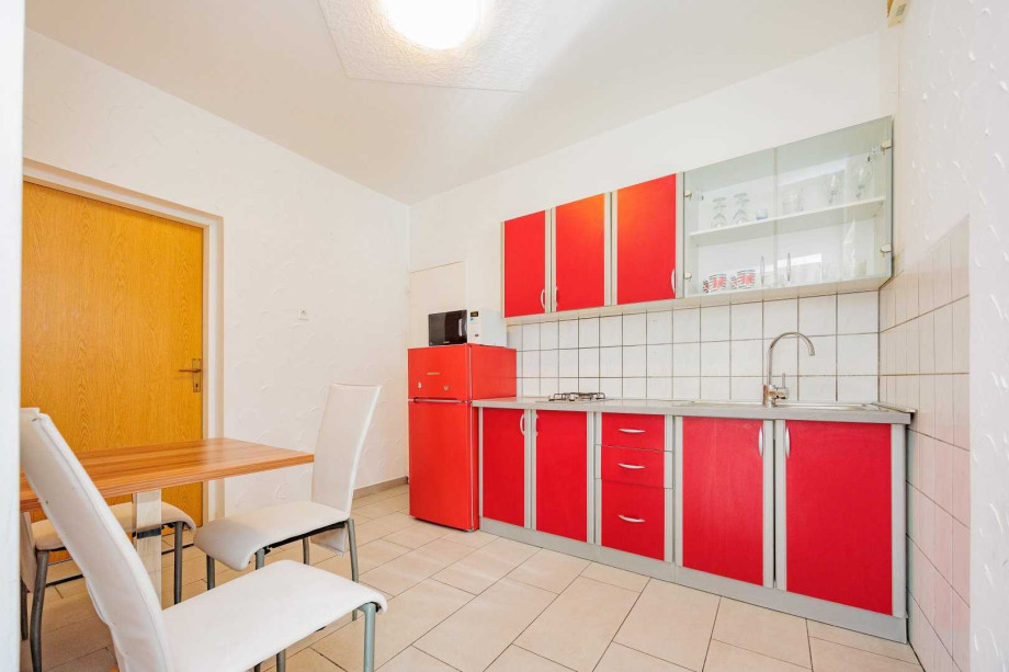 Crowonder Lucky Apartment A1 with swimming pool