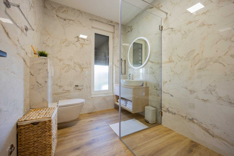 CROWONDER Villa Elena with Two Swimming Pools and Sauna