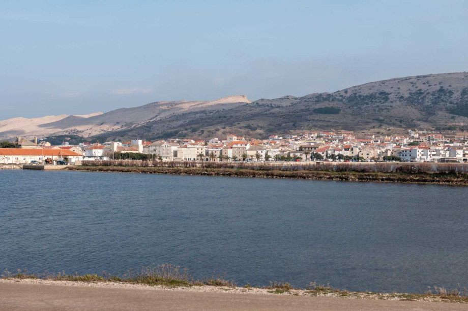 Crowonder Luxury Pag Apartments-  with Seaview Ap. A1