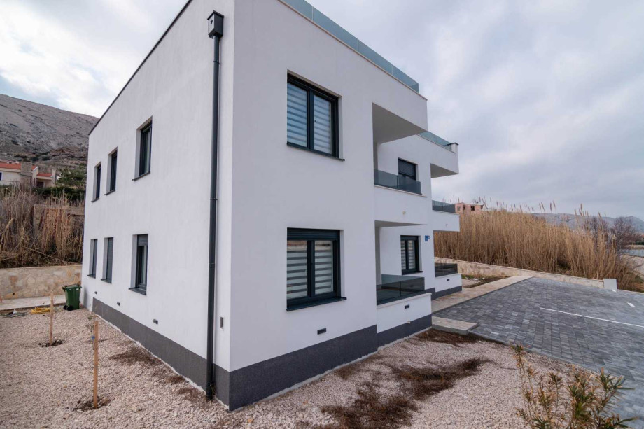 Crowonder Luxury Pag Apartments-  with Seaview Ap. A1