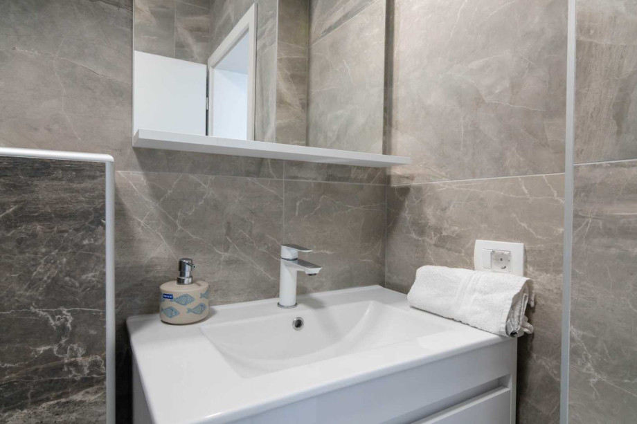 Crowonder Luxury Pag Apartments -  with Seaview Ap. A3