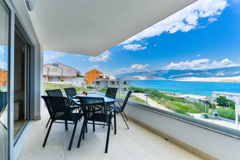 CROWONDER Pag View Apartments- Apartment A1 with Seaview