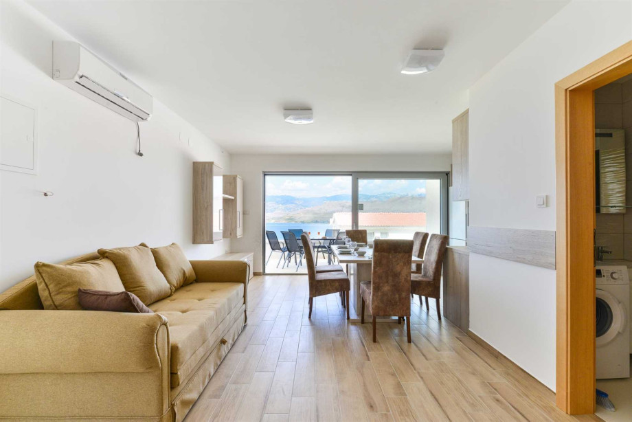 CROWONDER Pag View Apartments- Apartment A1 with Seaview