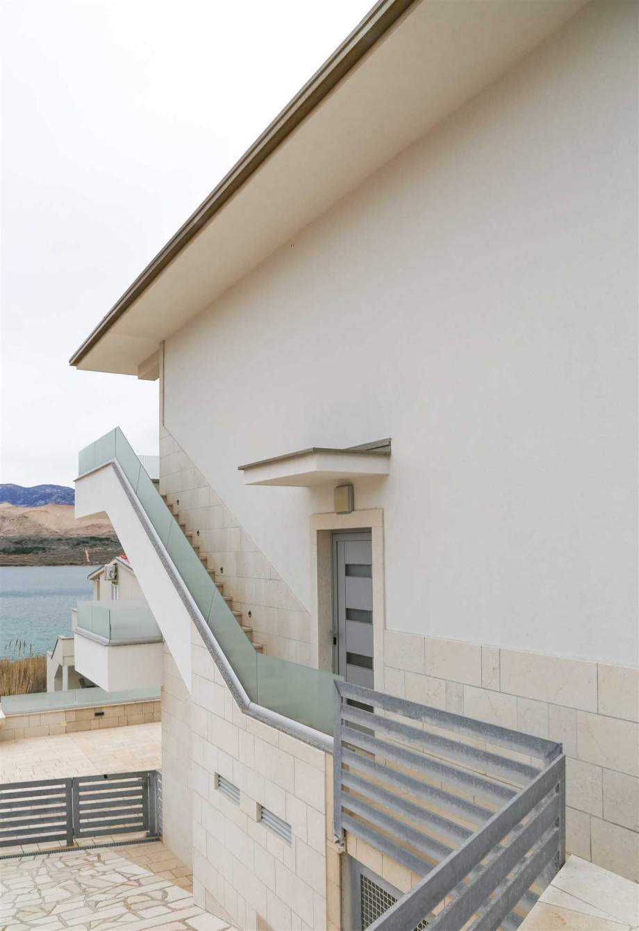 CROWONDER Pag View Apartments- Apartment A1 with Seaview