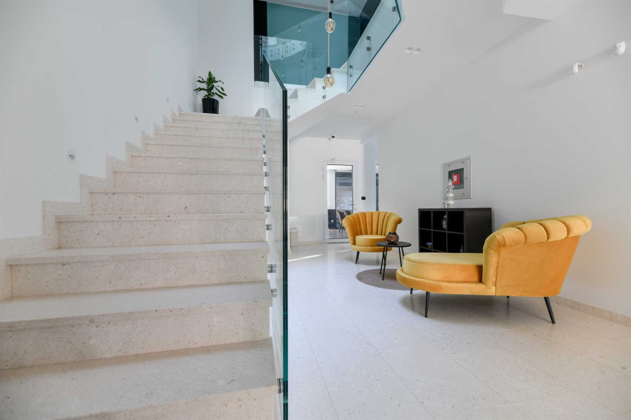 CROWONDER Apartments & Rooms Oaza with Heated Swimming Pool - Ap. A101 Family (4+2) with Sea View
