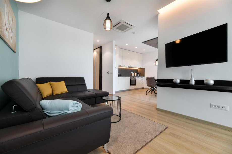 Crowonder Apartments & Rooms Oaza - Ap. A102 (2+2)