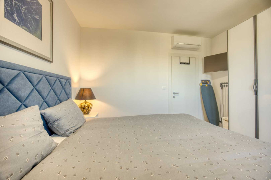 CROWONDER Blue Premium Apartment with Seaview