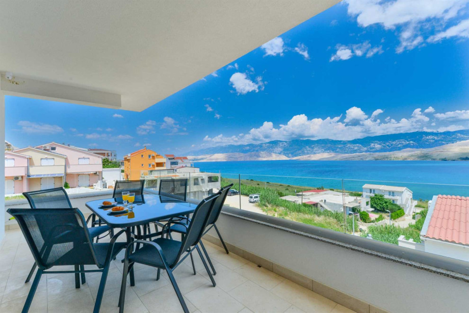 CROWONDER Pag View Apartments- Apartment A2 with Seaview