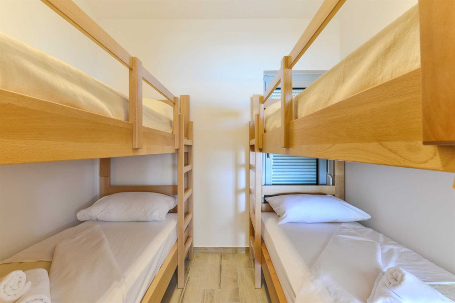 CROWONDER Pag View Apartments- Apartment A2 with Seaview