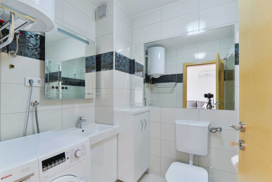 CROWONDER Pag View Apartments- Apartment A2 with Seaview