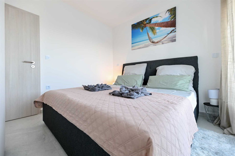 CROWONDER Apartment M&M Sky View with Swimming Pool A2