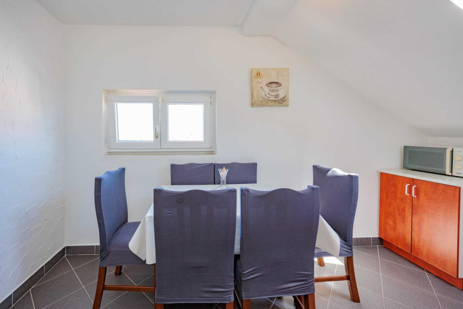 Crowonder Lucky Apartment A5  with Swimming Pool