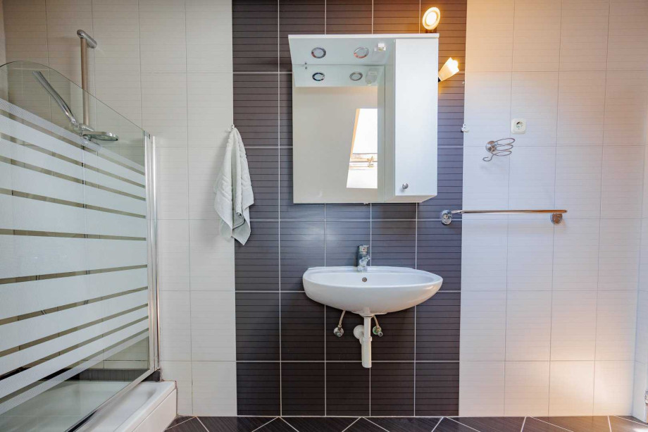 Crowonder Lucky Apartment A5  with Swimming Pool