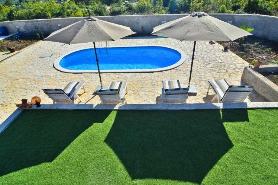 CROWONDER Holiday House Lavandula