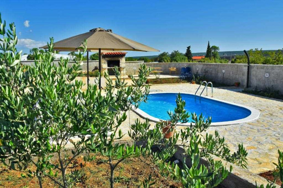 CROWONDER Holiday House Lavandula