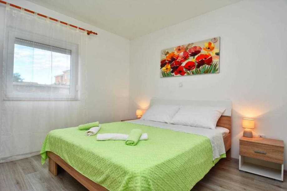 CROWONDER Holiday House Lavandula