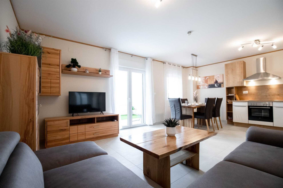 CROWONDER Beachfront Reiterer Villa V2 first line to the beach