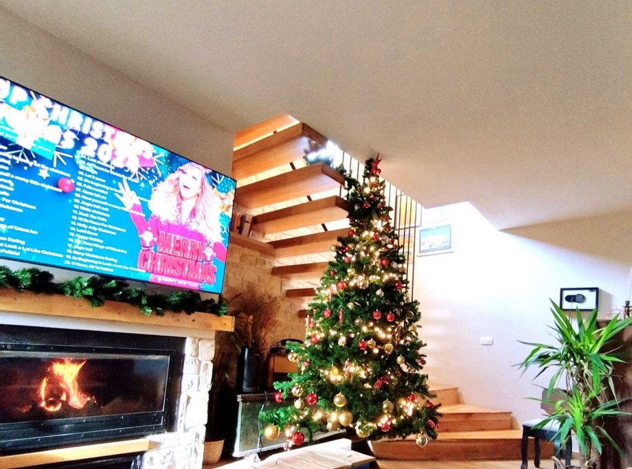 CROWONDER Villa Olive garden Platinum with swimming pool and jacuzzi