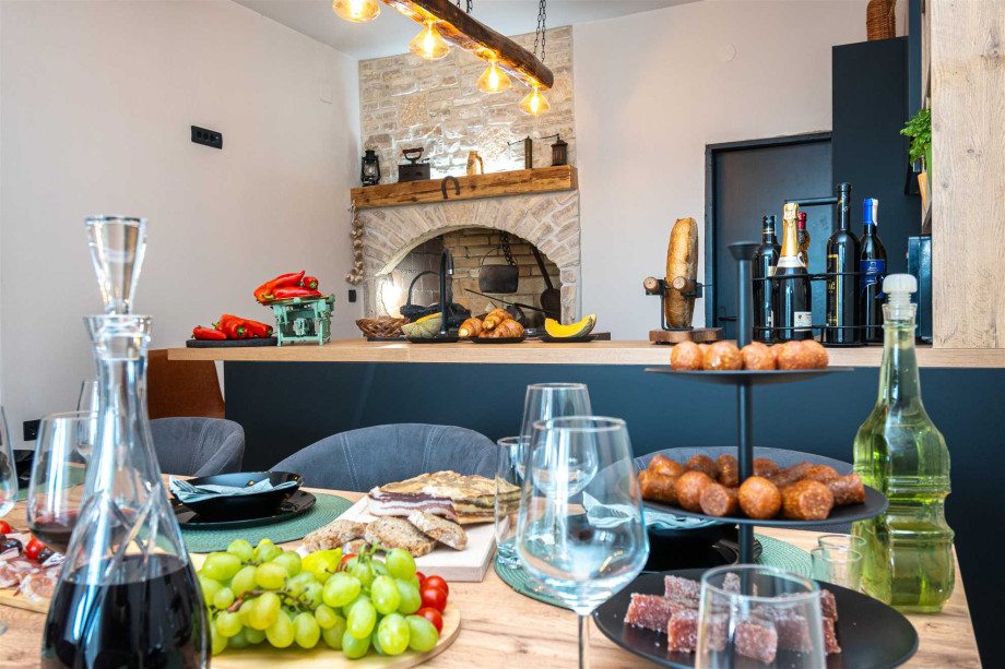 CROWONDER Villa Olive garden Platinum with swimming pool and jacuzzi