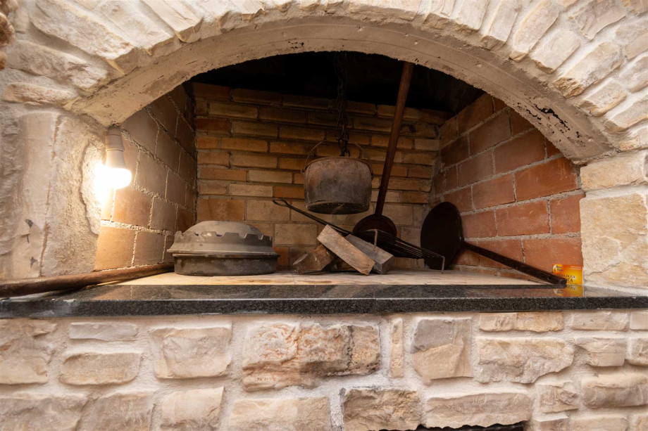 CROWONDER Villa Olive garden Platinum with swimming pool and jacuzzi