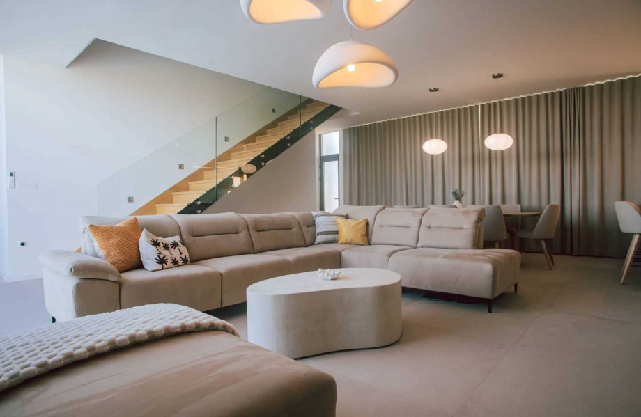 CROWONDER Villa Infinity with heated pool and sea view