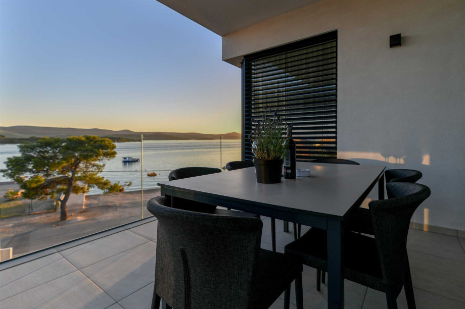 Crowonder Apartments & Rooms Oaza- Ap. A204 (2+2)
