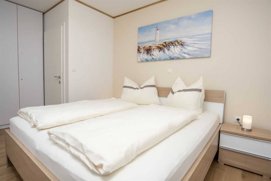 CROWONDER Beachfront Reiterer Vila V1 with Jacuzzi