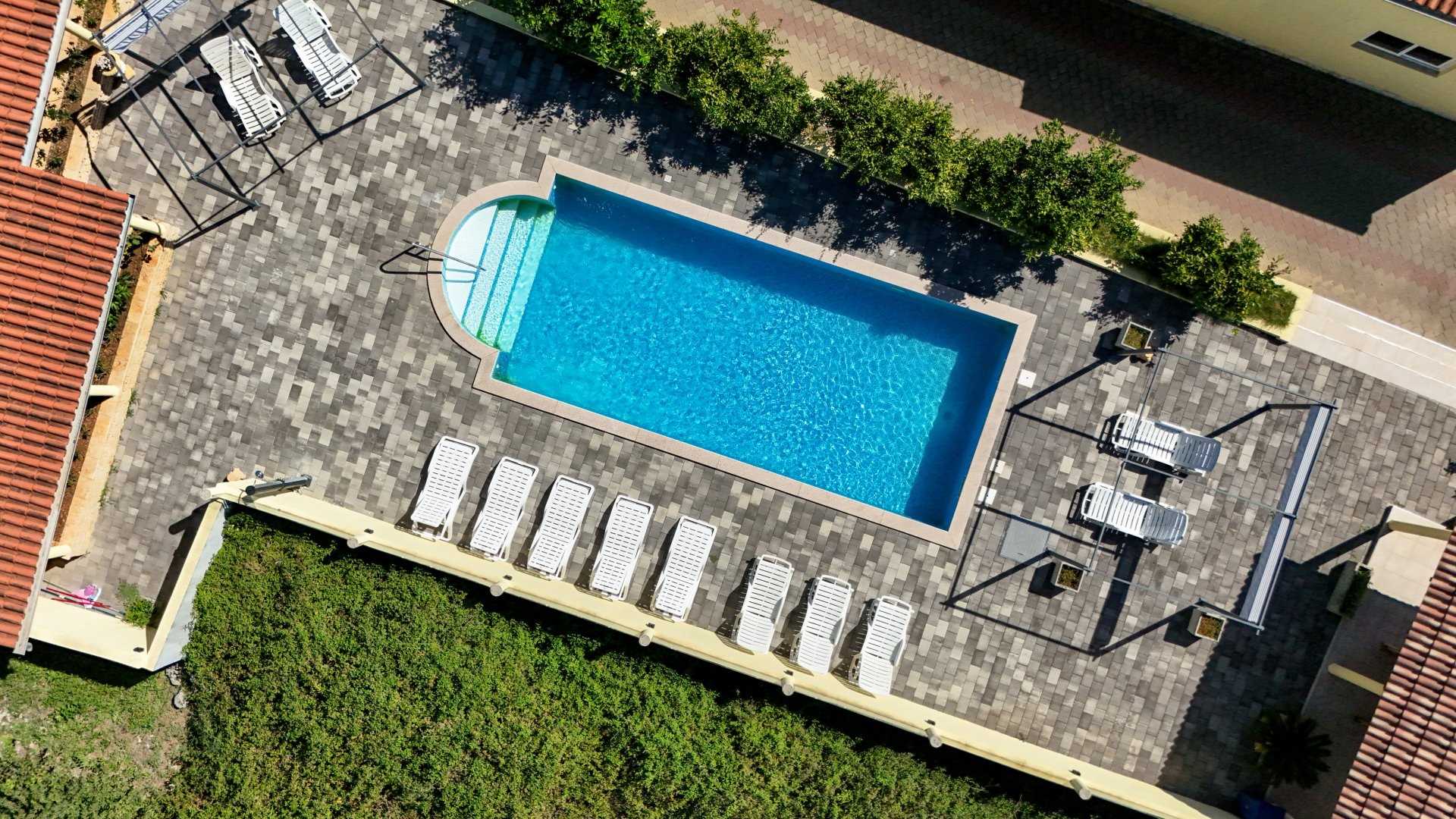 CROWONDER Sun & Fun Apartamenty z basenem - Apartament Słoneczny poranek dla 10 osób