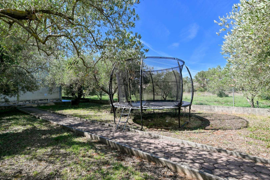 CROWONDER Sun & Fun Apartaments with Swimming Pool- Apartment Sunny Morning for 10 people
